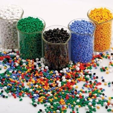 plastic material 1 How Is Plastic Made, Step By Step process explained?