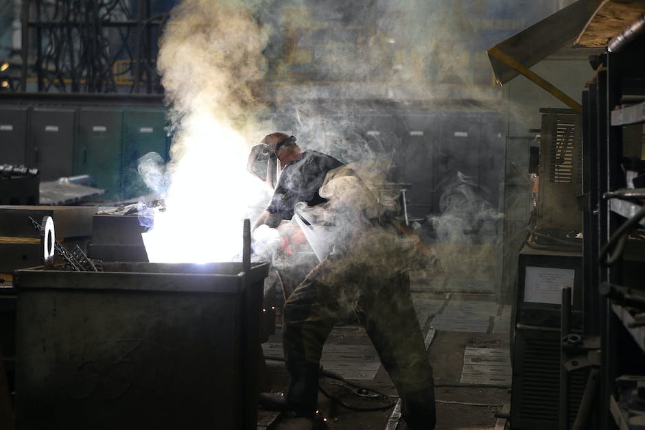 Image depicting a nuclear welder working on a steel structure